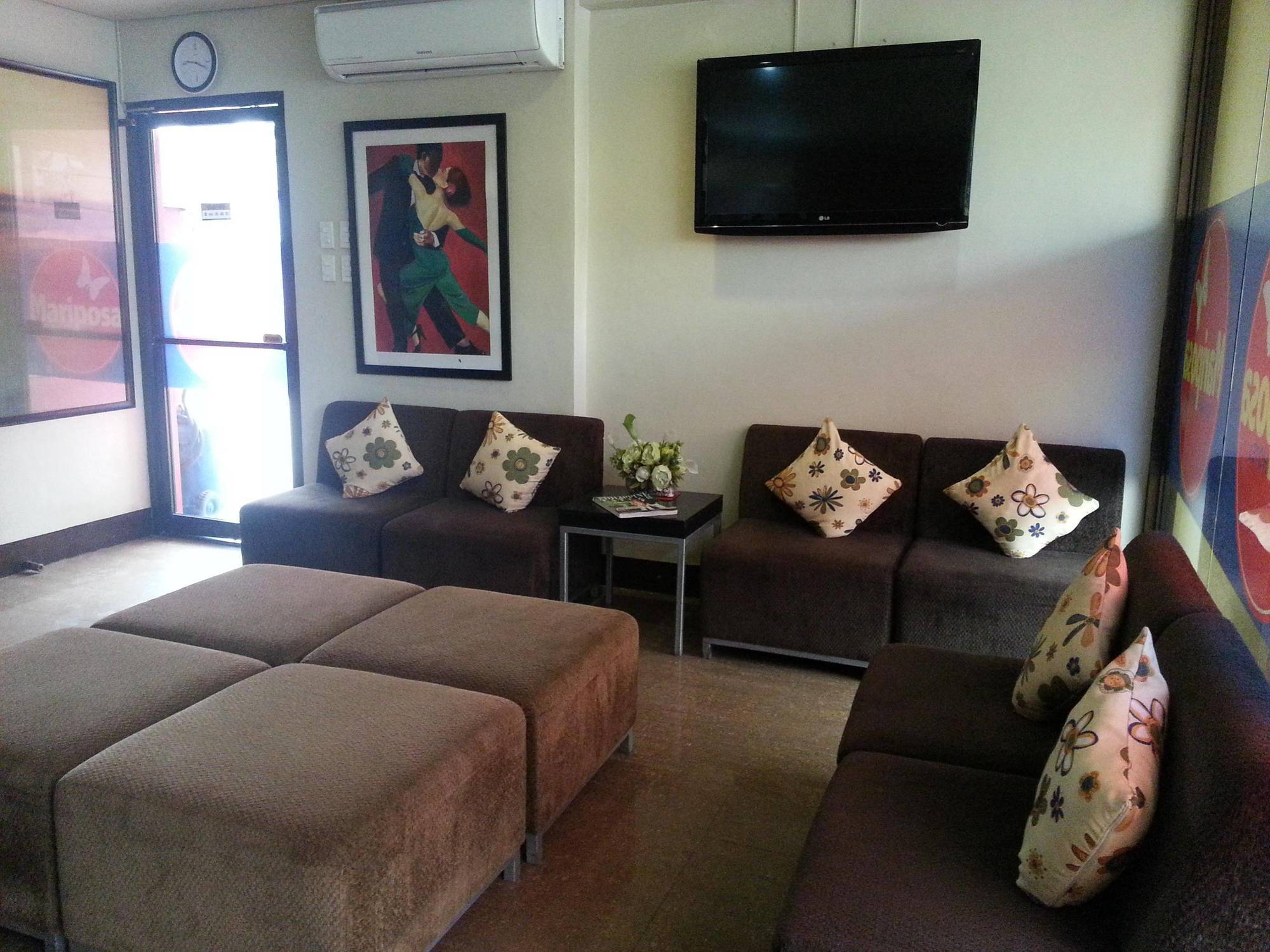 Mariposa Budget Hotel - Taytay Taytay  Exterior photo